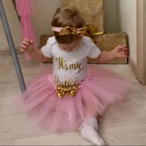 It’s my 1st Bday dress 🎊